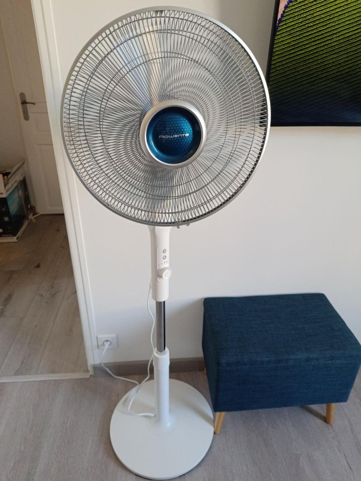 Cocon D'Hiver - Netflix & Wifi - Parking Gratuit - Check-In 24H24 - Kit Bebe Inclus - Emplacement Velos - Goodmarning Châlons-en-Champagne Buitenkant foto