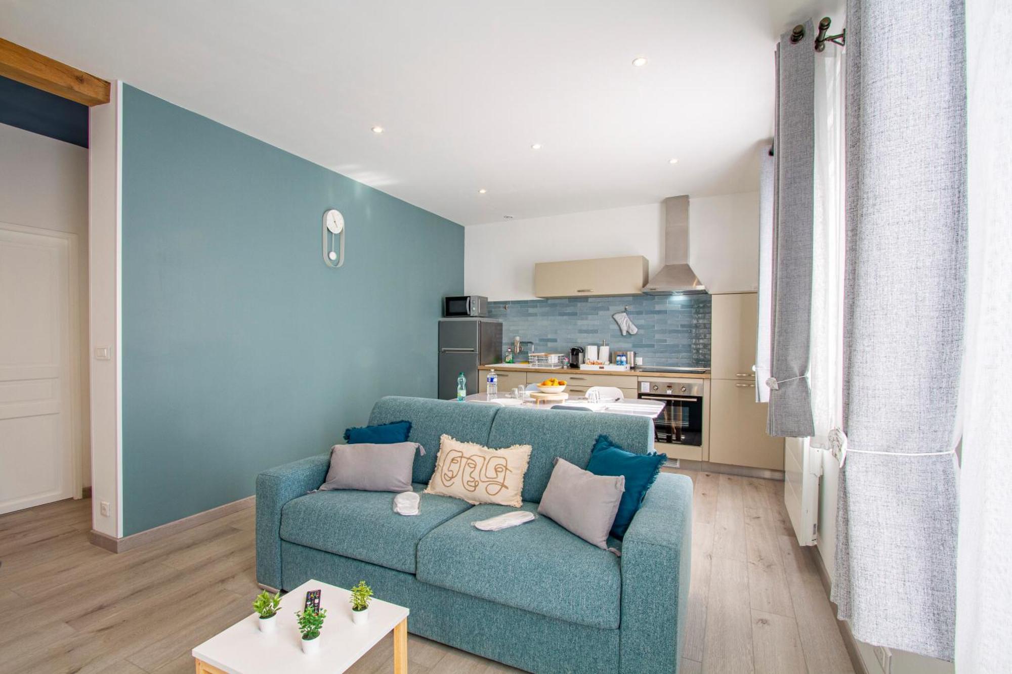 Cocon D'Hiver - Netflix & Wifi - Parking Gratuit - Check-In 24H24 - Kit Bebe Inclus - Emplacement Velos - Goodmarning Châlons-en-Champagne Buitenkant foto