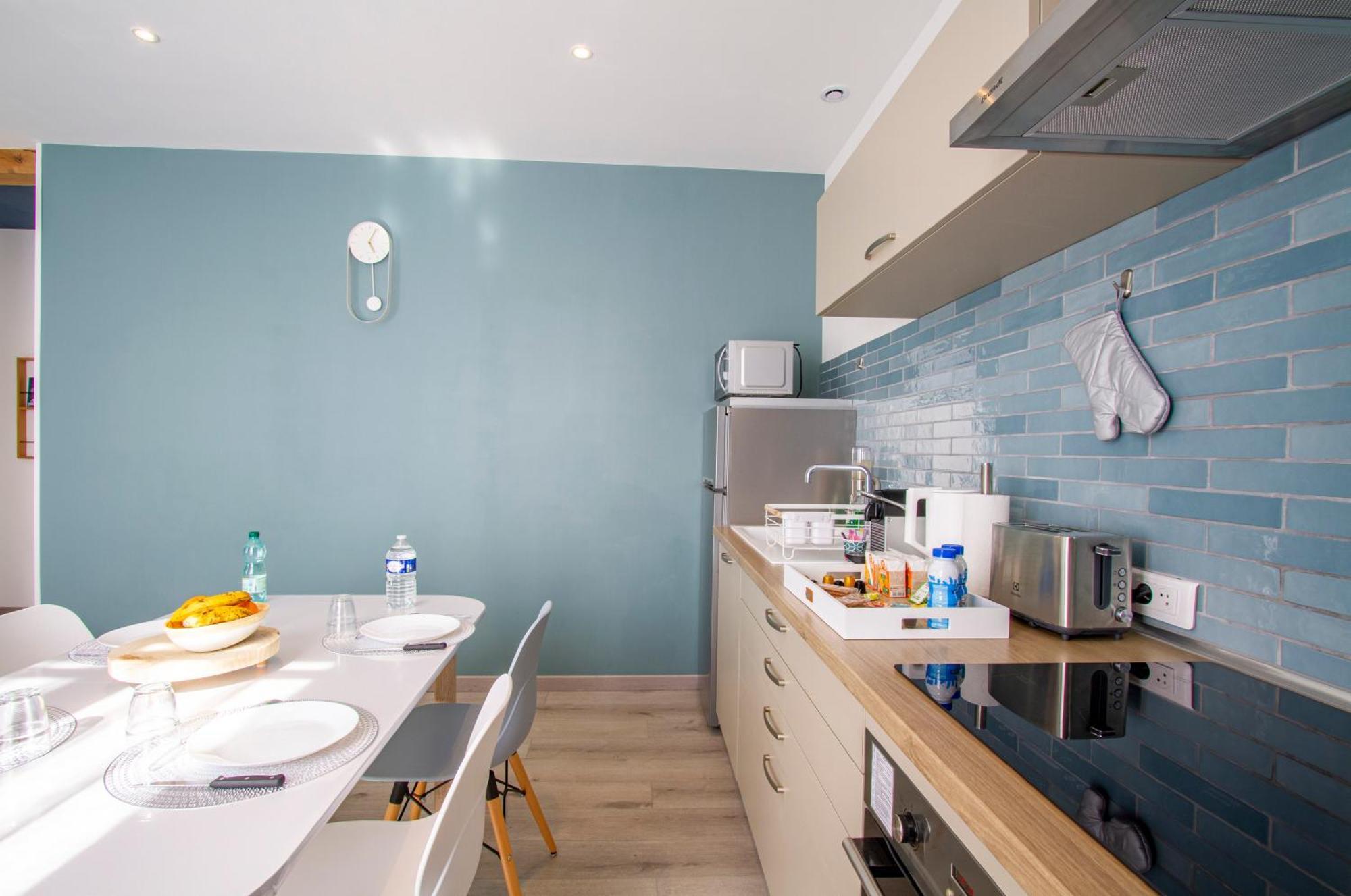 Cocon D'Hiver - Netflix & Wifi - Parking Gratuit - Check-In 24H24 - Kit Bebe Inclus - Emplacement Velos - Goodmarning Châlons-en-Champagne Buitenkant foto