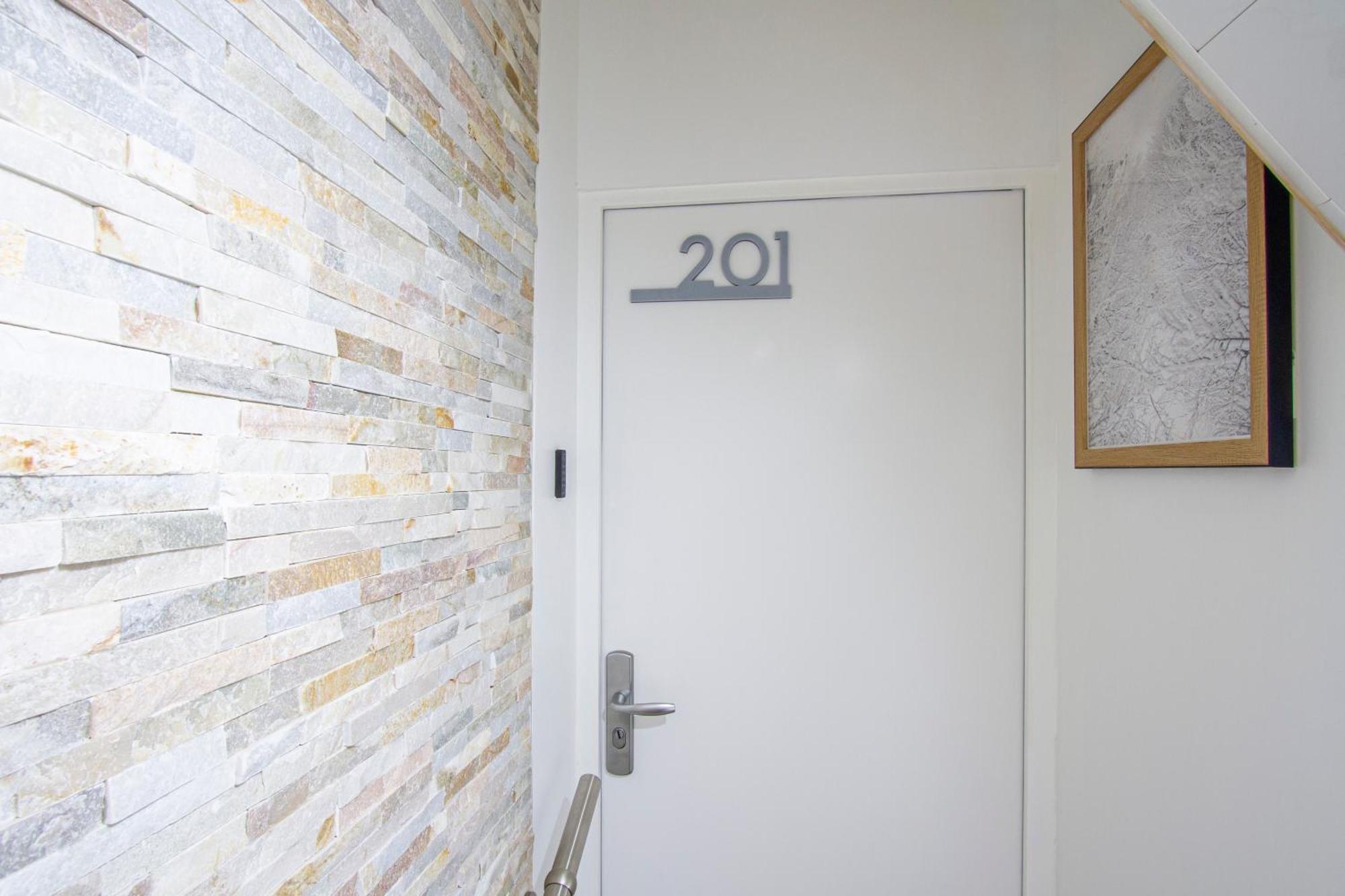 Cocon D'Hiver - Netflix & Wifi - Parking Gratuit - Check-In 24H24 - Kit Bebe Inclus - Emplacement Velos - Goodmarning Châlons-en-Champagne Buitenkant foto